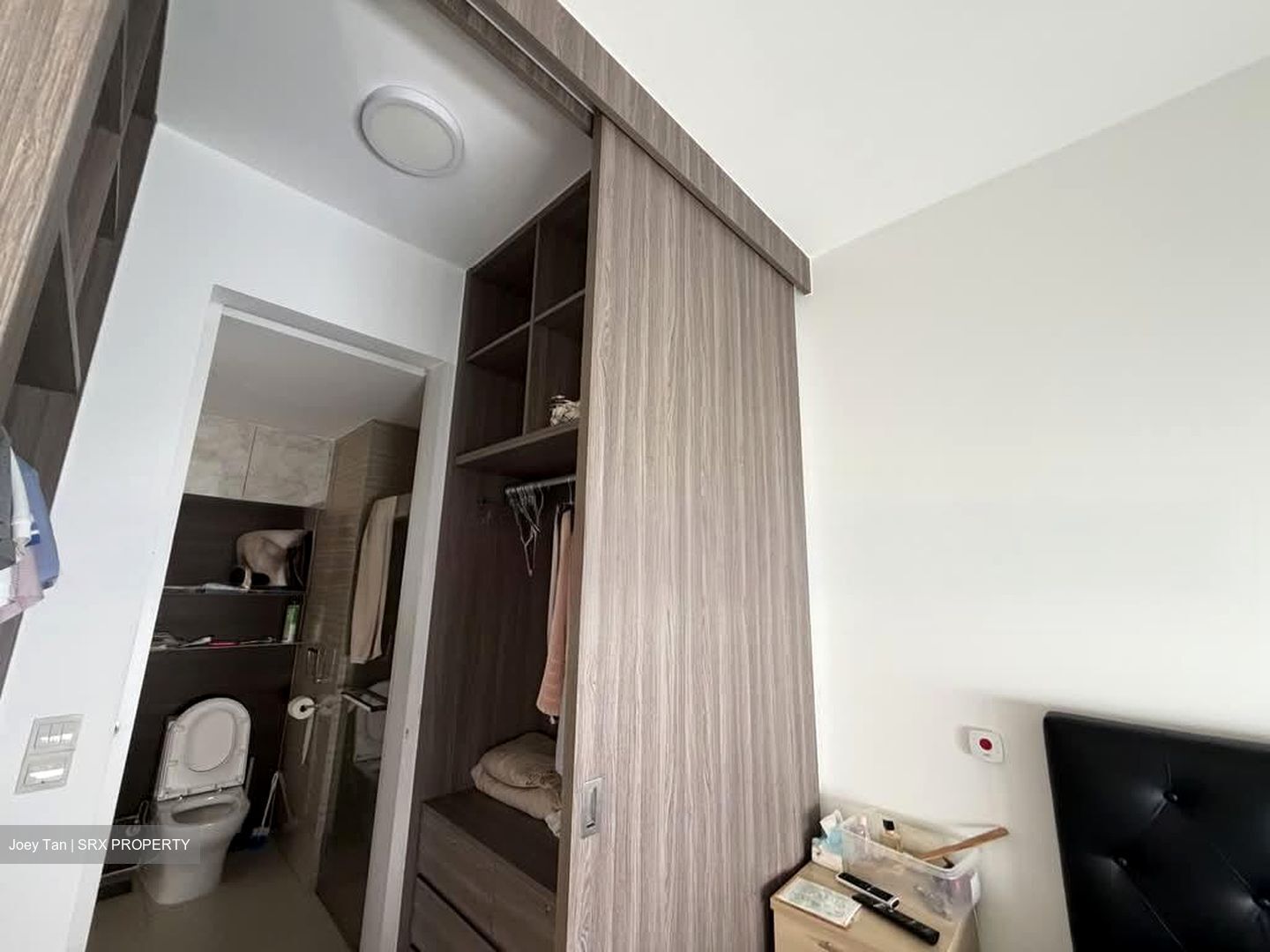 Sky Vue (D20), Condominium #572265611